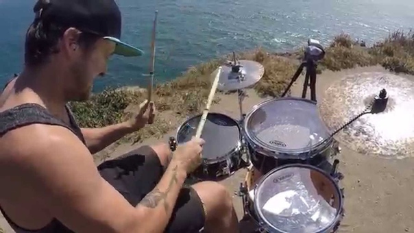Navene Koperweis Cocktail Cliff Drum