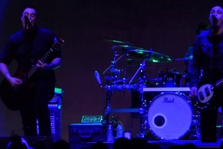Breaking Benjamin - Angels Fall [live Philadelphia]