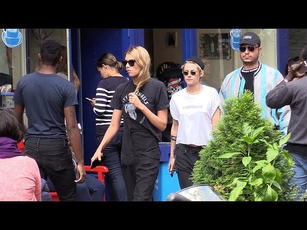 EXCLUSIVE Kristen Stewart and her girlfriend Stella Maxwell running errands in New York