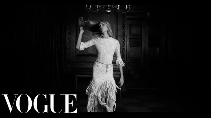 You Better Work. Karlie Kloss and the Little White Dress
