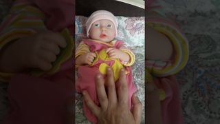 чья кукла ? тоже такую же хочу.