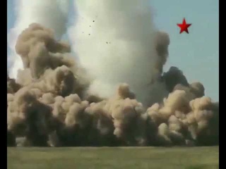 Чебурашка ... Медленно ракеты улетают вдаль ...  .avi