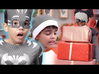 PJ Masks in Real Life: Villains STEAL Christmas!  PJ Masks