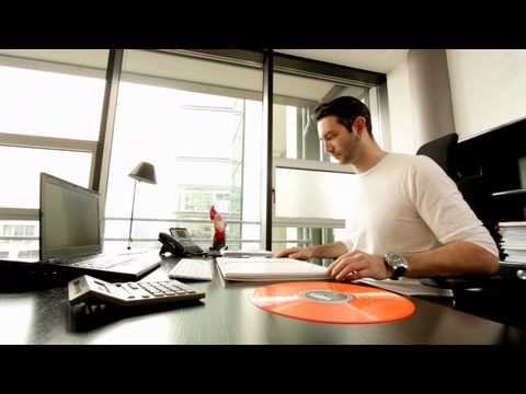 A02 028 01934 BACK TO VINYL THE OFFICE