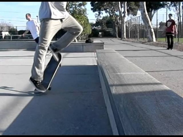 FRONTSIDE NOSESLIDE SLOW