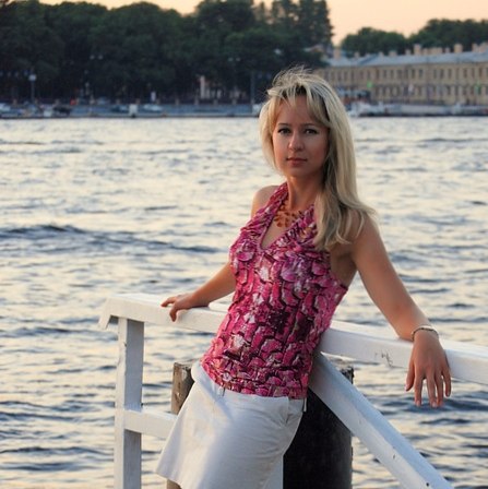 Зоя Крустам | Sydney