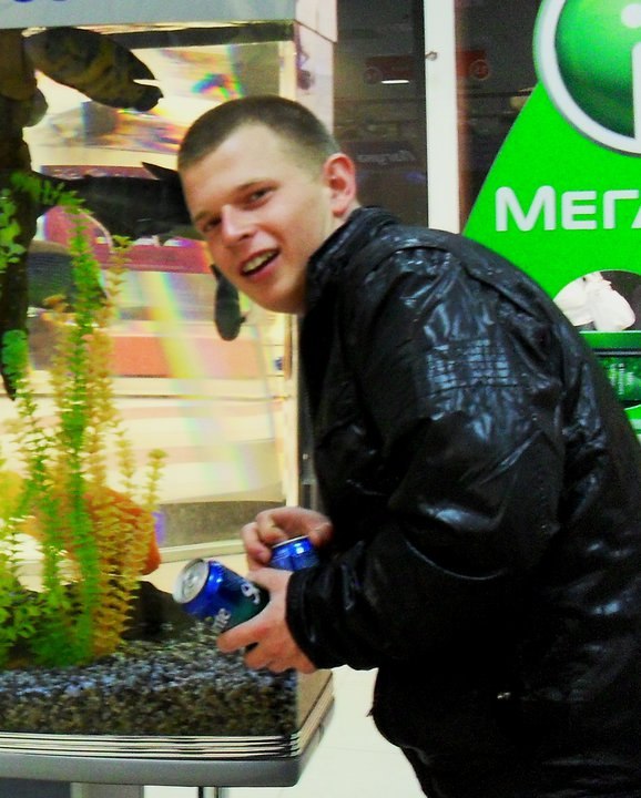 Антон Макаров | 