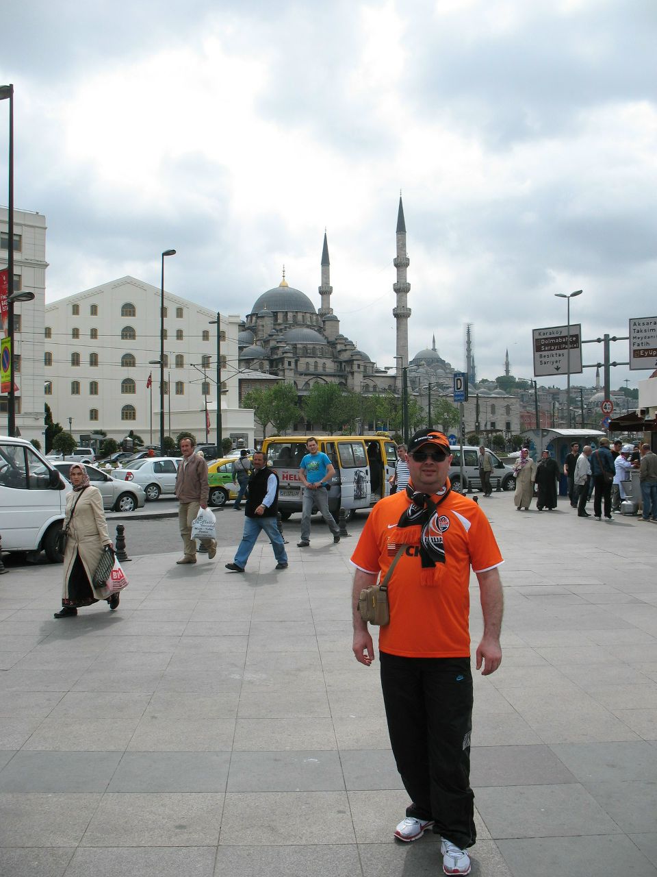 Виктория Чиковани | Донецк