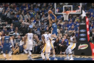 Karl-Anthony Towns STRONG Alley-Oop Against the Warriors |
