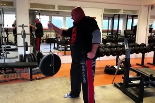 Coc#3.5 and 20kg Eleiko Plate Silver Bullet Hold