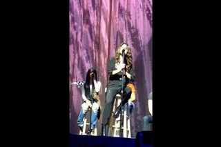 Selena Gomez - Come & Get It (Acoustic) - Private Soundcheck NYC