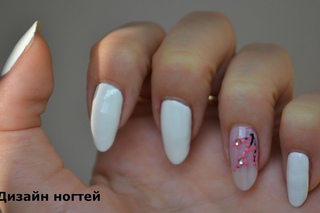 Весенний маникюр. Сакура. Дотс.