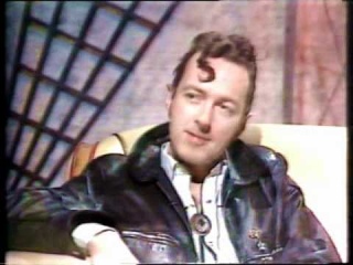 JOE STRUMMER  rare interview 1988 (UK ’Night Network CH4) The Clash