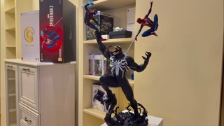 SPIDER MAN 2 COLLECTOR’S EDITION UNPACKIG